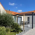Maison moderne avec jardin à 750m de la mer