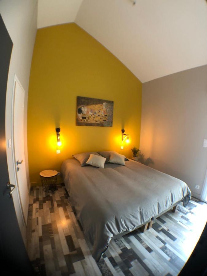 Maison Moderne Avec Jardin à 750m De La