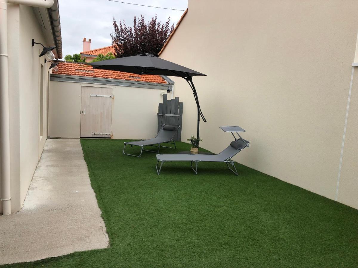 Maison Moderne Avec Jardin à 750m De La Hébergement de vacances *